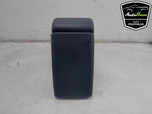 Gebruikte Armleuning Seat Arona (KJX) 1.0 TSI 12V Prijs € 175,00 Margeregeling aangeboden door AutoHam