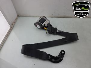 Gebruikte Veiligheidsgordel links-voor Volkswagen Golf Plus (5M1/1KP) 1.4 TSI 122 16V Prijs € 75,00 Margeregeling aangeboden door AutoHam