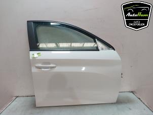 Gebruikte Portier 4Deurs rechts-voor Peugeot 208 II (UB/UH/UP) 1.2 Vti 12V PureTech 75 Prijs € 550,00 Margeregeling aangeboden door AutoHam