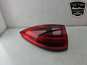 Gebruikte Achterlicht links Porsche Cayenne II (92A) 3.0 D V6 24V Prijs € 295,00 Margeregeling aangeboden door AutoHam