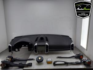 Gebruikte Airbag set + dashboard Porsche Cayenne II (92A) 3.0 D V6 24V Prijs € 1.850,00 Margeregeling aangeboden door AutoHam