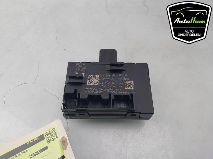 Gebruikte Deur module Porsche Cayenne II (92A) 3.0 D V6 24V Prijs € 20,00 Margeregeling aangeboden door AutoHam