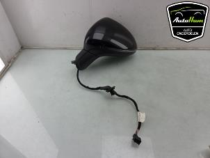 Gebruikte Buitenspiegel links Porsche Cayenne II (92A) 3.0 D V6 24V Prijs € 275,00 Margeregeling aangeboden door AutoHam