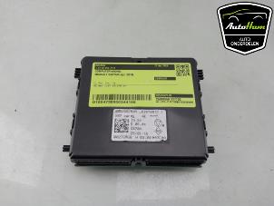 Gebruikte Computer Kachel Renault Captur (2R) 1.2 TCE 16V EDC Prijs € 35,00 Margeregeling aangeboden door AutoHam