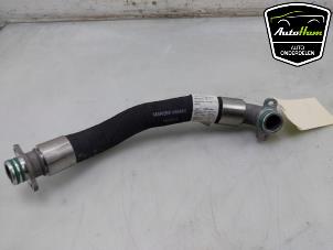 Gebruikte Oliedruk Leiding Ferrari 296 GTS 3.0 PHEV Prijs € 211,75 Inclusief btw aangeboden door AutoHam