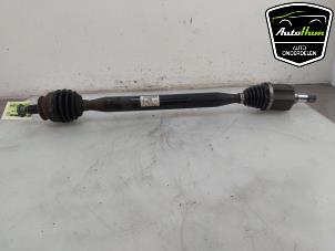 Gebruikte Steekas rechts-voor Skoda Fabia III Combi (NJ5) 1.0 TSI 12V Prijs € 150,00 Margeregeling aangeboden door AutoHam