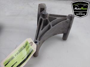 Gebruikte Steun (diversen) Mercedes Sprinter 3,5t (907.6/910.6) 314 CDI 2.1 D FWD Prijs € 48,40 Inclusief btw aangeboden door AutoHam