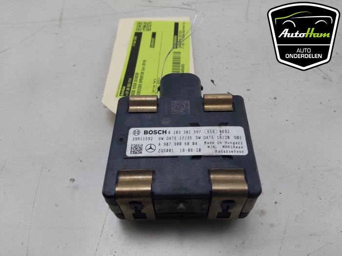 Gebruikte Dode hoek sensor Mercedes Sprinter 3,5t (907.6/910.6) 314 CDI 2.1 D FWD Prijs € 181,50 Inclusief btw aangeboden door AutoHam
