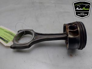 Gebruikte Zuiger Porsche Panamera (971G) 4.0 V8 32V Turbo Prijs € 150,00 Margeregeling aangeboden door AutoHam