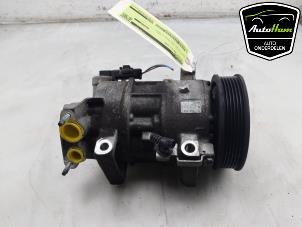 Gebruikte Aircopomp Peugeot 308 (4A/C) 1.6 VTI 16V Prijs € 75,00 Margeregeling aangeboden door AutoHam