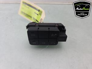 Gebruikte Schakelaar Fiat Ducato (250) 2.3 D 120 Multijet AdBlue Prijs € 24,20 Inclusief btw aangeboden door AutoHam