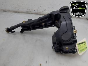 Gebruikte Kleppendeksel Opel Crossland (X) 1.2 Turbo 12V Euro 6 Prijs € 20,00 Margeregeling aangeboden door AutoHam