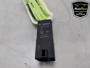 Gebruikte Gloeirelais Iveco New Daily VI 33S16, 35C16, 35S16 Prijs € 30,25 Inclusief btw aangeboden door AutoHam