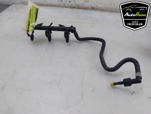 Gebruikte Injector (benzine injectie) Volkswagen Up! (121) 1.0 12V 60 Prijs € 50,00 Margeregeling aangeboden door AutoHam