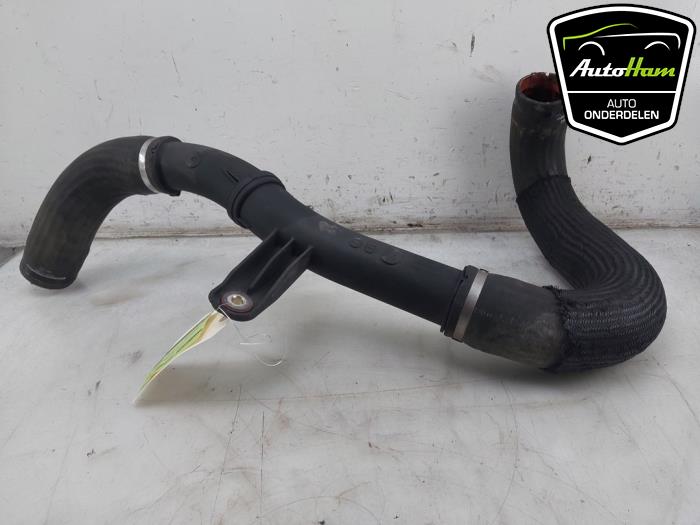 Gebruikte Intercooler Buis Fiat Ducato (250) 2.3 D 120 Multijet AdBlue Prijs € 90,75 Inclusief btw aangeboden door AutoHam