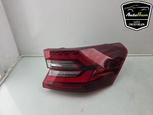 Gebruikte Achterlicht rechts Skoda Kodiaq (PSAC) 1.5 TSI PHEV 16V Prijs € 295,00 Margeregeling aangeboden door AutoHam