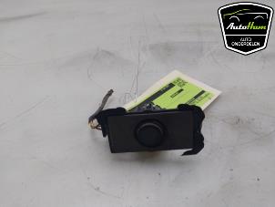 Gebruikte PDC Sensor Seat Arona (KJX) 1.0 TSI 12V Prijs € 20,00 Margeregeling aangeboden door AutoHam