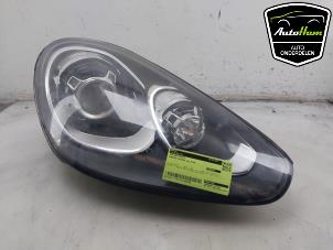 Gebruikte Koplamp rechts Porsche Cayenne II (92A) 3.0 D V6 24V Prijs op aanvraag aangeboden door AutoHam