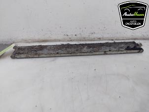 Gebruikte Oliekoeler Porsche Cayenne II (92A) 3.0 D V6 24V Prijs € 125,00 Margeregeling aangeboden door AutoHam