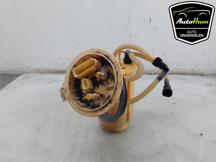 Gebruikte Tank element Pomp Porsche Cayenne II (92A) 3.0 D V6 24V Prijs € 150,00 Margeregeling aangeboden door AutoHam
