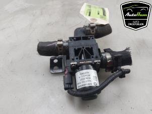 Gebruikte Extra waterpomp Fiat 500 (312) Electric Prijs € 75,00 Margeregeling aangeboden door AutoHam