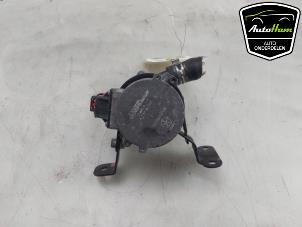 Gebruikte Extra waterpomp Fiat 500 (312) Electric Prijs € 50,00 Margeregeling aangeboden door AutoHam