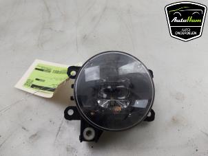 Gebruikte Mistlamp links-voor Renault Kangoo Express (RFK) 1.5 Blue dCi 115 Prijs € 36,30 Inclusief btw aangeboden door AutoHam