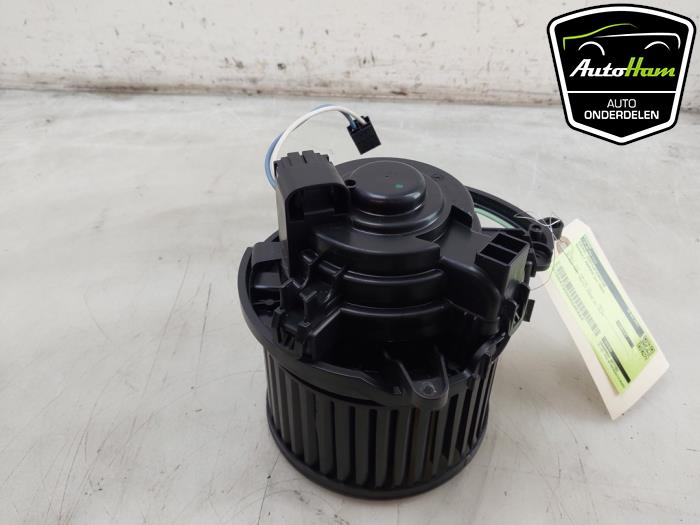 Gebruikte Chaufage Ventilatiemotor Renault Kangoo Express (RFK) 1.5 Blue dCi 115 Prijs € 102,85 Inclusief btw aangeboden door AutoHam