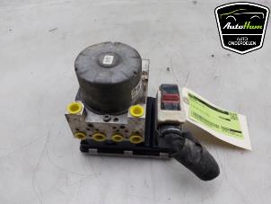 Gebruikte ABS Pomp Dodge RAM Prijs op aanvraag aangeboden door AutoHam