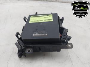 Gebruikte Zekeringkast Renault Megane III Grandtour (KZ) 1.4 16V TCe 130 Prijs € 95,00 Margeregeling aangeboden door AutoHam