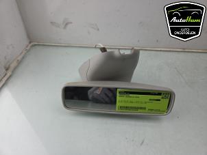 Gebruikte Binnenspiegel Renault Megane III Grandtour (KZ) 1.4 16V TCe 130 Prijs € 30,00 Margeregeling aangeboden door AutoHam