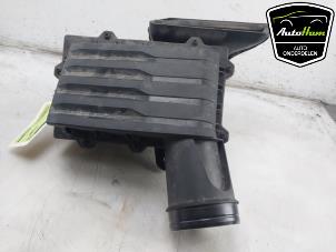 Gebruikte Luchtfilterhuis Seat Ibiza V (KJB) 1.0 TSI 12V Prijs € 75,00 Margeregeling aangeboden door AutoHam