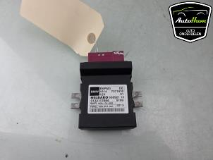 Gebruikte Brandstofpomp module BMW 5 serie (F10) 530i 24V TwinPower Turbo Prijs € 20,00 Margeregeling aangeboden door AutoHam