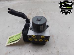 Gebruikte ABS Pomp Ford S-Max (GBW) 2.0 16V Prijs € 50,00 Margeregeling aangeboden door AutoHam