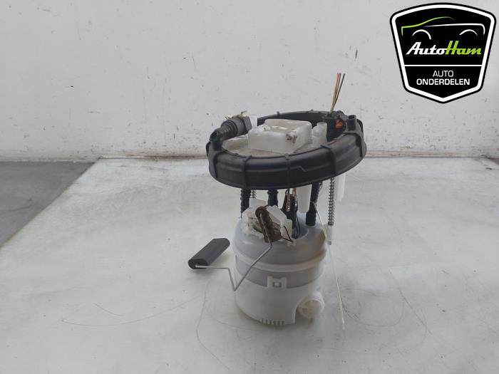Gebruikte Tank element Pomp Peugeot 208 II (UB/UH/UP) 1.2 Vti 12V PureTech 75 Prijs € 50,00 Margeregeling aangeboden door AutoHam