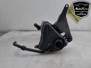 Gebruikte Expansievat BMW 5 serie (F10) 530i 24V TwinPower Turbo Prijs € 30,00 Margeregeling aangeboden door AutoHam