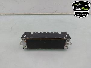 Gebruikte Display Interieur Peugeot Partner (GC/GF/GG/GJ/GK) 1.6 BlueHDI 75 Prijs € 10,00 Margeregeling aangeboden door AutoHam