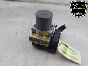 Gebruikte ABS Pomp BMW 5 serie (F10) 530i 24V TwinPower Turbo Prijs € 395,00 Margeregeling aangeboden door AutoHam