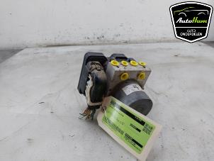 Gebruikte ABS Pomp Peugeot Partner (GC/GF/GG/GJ/GK) 1.6 BlueHDI 75 Prijs € 195,00 Margeregeling aangeboden door AutoHam