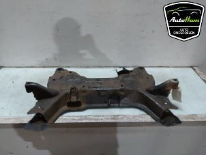 Gebruikte Subframe Peugeot Partner (GC/GF/GG/GJ/GK) 1.6 BlueHDI 75 Prijs € 75,00 Margeregeling aangeboden door AutoHam