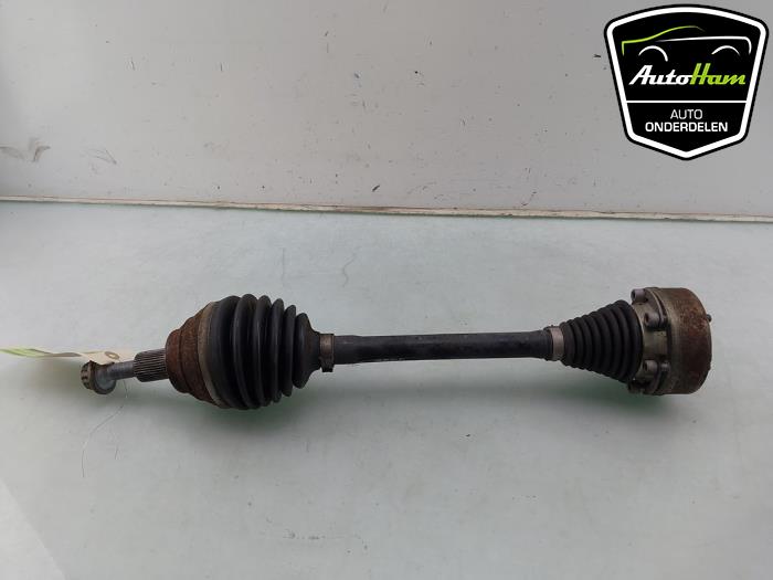 Gebruikte Steekas links-voor Volkswagen Golf VIII (CD1) 1.5 TSI BlueMotion 16V Prijs € 115,00 Margeregeling aangeboden door AutoHam