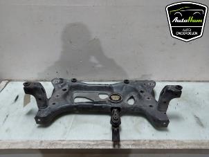 Gebruikte Subframe Volkswagen Golf VIII (CD1) 1.5 TSI BlueMotion 16V Prijs € 125,00 Margeregeling aangeboden door AutoHam