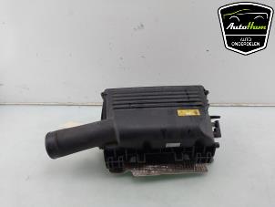 Gebruikte Luchtfilterhuis Mercedes C Estate (S205) C-350 e 2.0 16V Prijs € 60,00 Margeregeling aangeboden door AutoHam