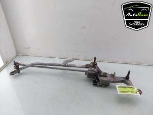 Gebruikte Ruitenwismotor + Mechaniek Mercedes C Estate (S205) C-350 e 2.0 16V Prijs € 175,00 Margeregeling aangeboden door AutoHam