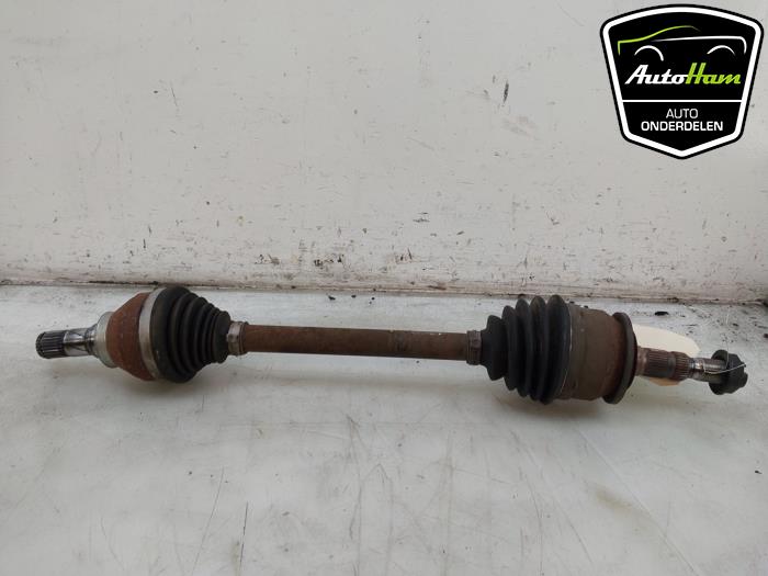 Gebruikte Aandrijfas links-voor Opel Astra K 1.4 Turbo 16V Prijs € 95,00 Margeregeling aangeboden door AutoHam