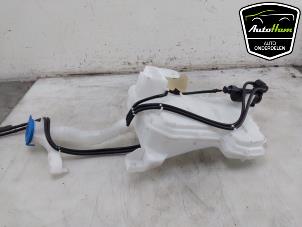 Gebruikte Ruitensproeiertank voor Opel Frontera (OV24) Electric 44 kWh Prijs € 75,00 Margeregeling aangeboden door AutoHam