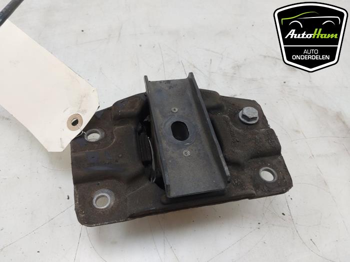 Gebruikte Versnellingsbak Steun Volkswagen Up! (121) 1.0 12V 60 Prijs € 20,00 Margeregeling aangeboden door AutoHam