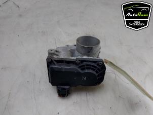 Gebruikte Gasklephuis Renault Twingo II (CN) 1.2 16V Prijs € 125,00 Margeregeling aangeboden door AutoHam