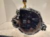 Versnellingsbak van een Citroen C3 (SC), 2009 / 2016 1.0 Vti 68 12V, Hatchback, 4Dr, Benzine, 999cc, 50kW (68pk), FWD, EB0; ZMZ, 2012-08 / 2016-09, SCZMZ 2013
