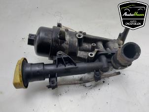 Gebruikte Oliefilterhuis Fiat Fiorino (225) 1.3 JTD 16V Multijet Prijs € 25,00 Margeregeling aangeboden door AutoHam